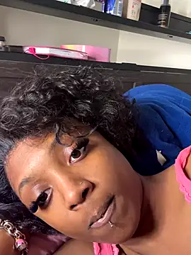 Moxhavix online show from 19, 11, 2025