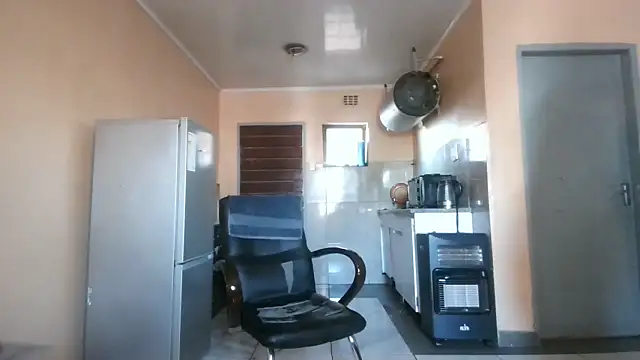 BusybooobsXXX3 online show from 19, 3, 2026