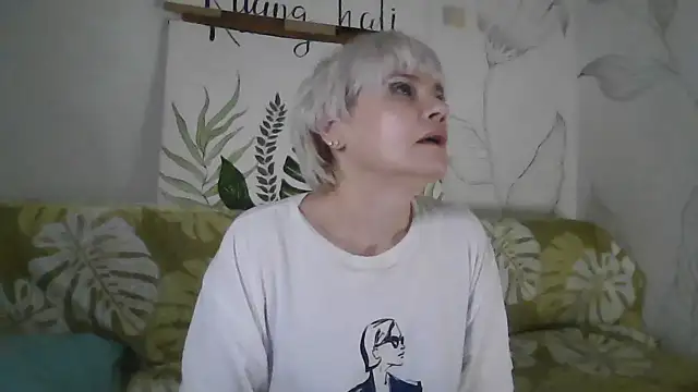 Catty Lady online show from 16, 11, 2025