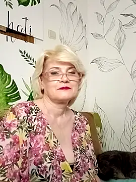 Catty Lady online show from 12, 6, 2026