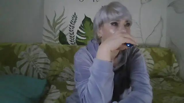 Catty Lady online show from 15, 1, 2026