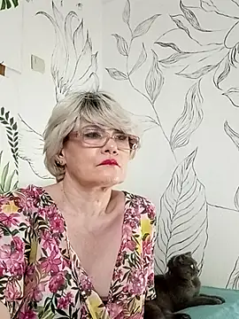 Catty Lady online show from 12, 5, 2026