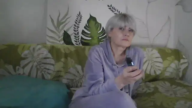 Catty Lady online show from 21, 12, 2025