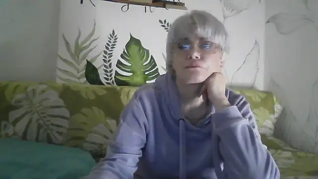 Catty Lady online show from 7, 1, 2026