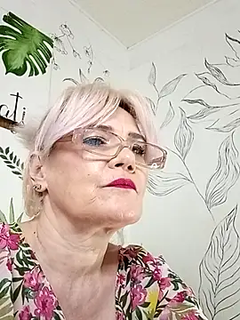 Catty Lady online show from 11, 7, 2026
