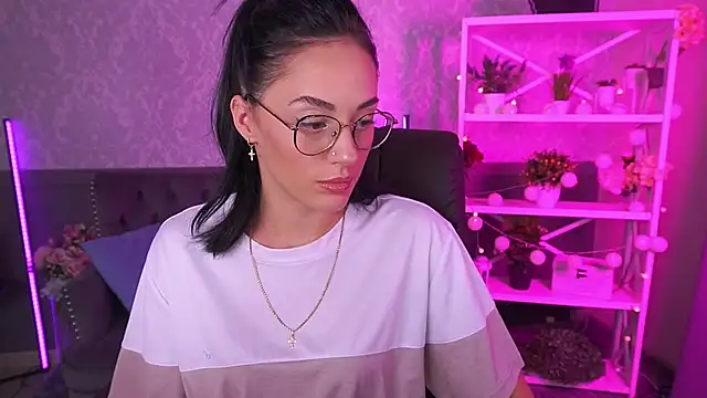 EviLune online show from 20, 9, 2025