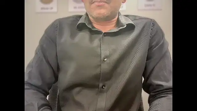 Snapshot of pranastro00 chatting on 10, 9, 2025 pranastro00 online show from 10, 9, 2025