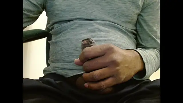 Snapshot of pranastro00 chatting on 11, 11, 2025 pranastro00 online show from 11, 11, 2025