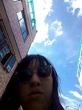 lareinalareinadelanal online show from 9, 1, 2026