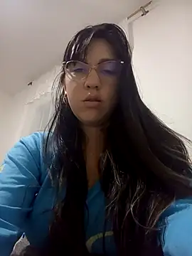 lareinalareinadelanal online show from 4, 10, 2025