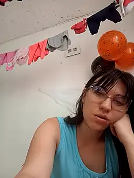 lareinalareinadelanal online show from 26, 10, 2025