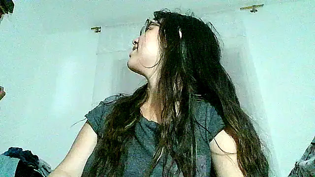 lareinalareinadelanal online show from 7, 10, 2025