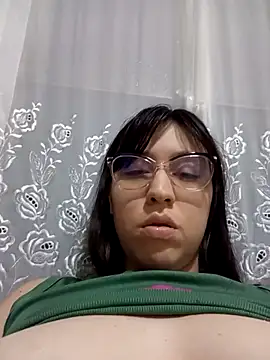 lareinalareinadelanal online show from 3, 11, 2025