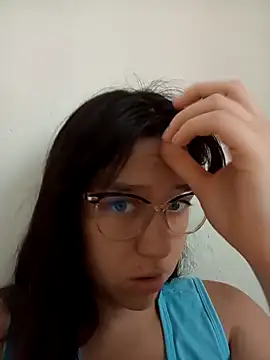 lareinalareinadelanal online show from 13, 10, 2025