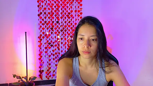 Sarasavage online show from 4, 6, 2026