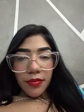 ElaRose 12 online show from 6, 4, 2026