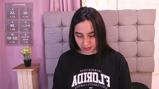 kaylee lee online show from 10, 9, 2025