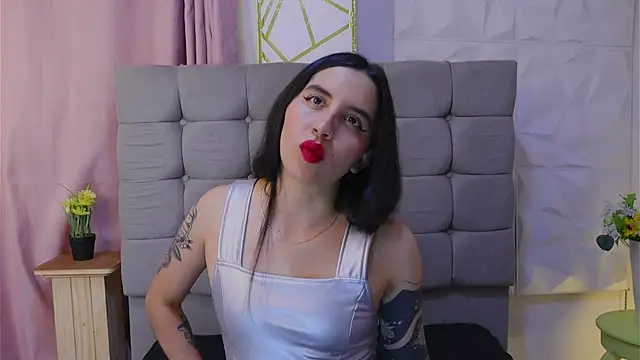 kaylee lee online show from 15, 9, 2025