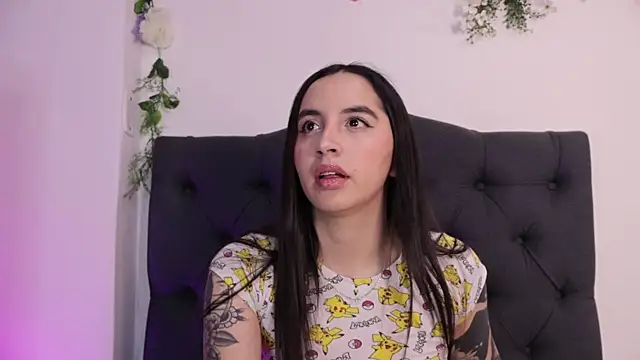 kaylee lee online show from 13, 4, 2026