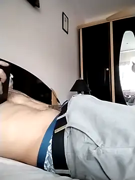 picyu060 online show from 5, 12, 2025