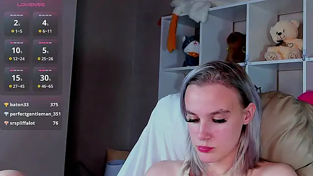 Snapshot of Carolin_Miller chatting on 21, 11, 2025 Carolin Miller online show from 21, 11, 2025