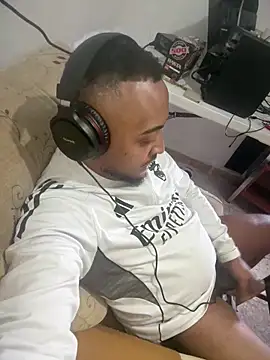 Snapshot of Minidemonkush chatting on 18, 2, 2026 Minidemonkush online show from 18, 2, 2026