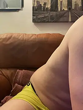 Snapshot of himNIGuys chatting on 12, 1, 2026 himNIGuys online show from 12, 1, 2026