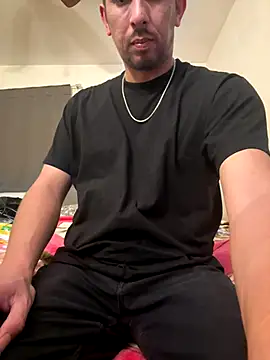 Snapshot of himNIGuys chatting on 16, 10, 2025 himNIGuys online show from 16, 10, 2025