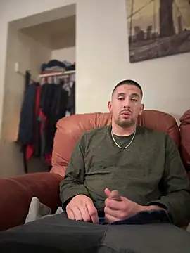 Snapshot of himNIGuys chatting on 14, 11, 2025 himNIGuys online show from 14, 11, 2025