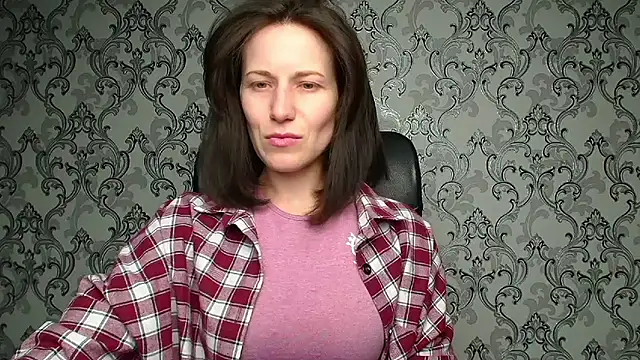 Snapshot of Kelly_Kisss chatting on 1, 2, 2026 Kelly Kisss online show from 1, 2, 2026