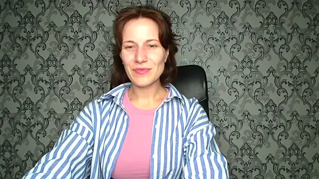 Kelly Kisss online show from 14, 11, 2025