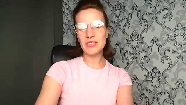Kelly Kisss online show from 21, 6, 2026