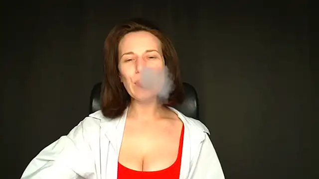 Kelly Kisss online show from 7, 6, 2026