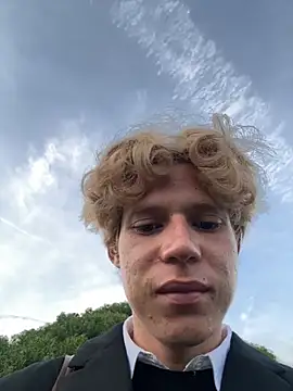 pbyariel- online show from 25, 10, 2025