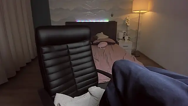 Edvard Blare online show from 23, 11, 2025