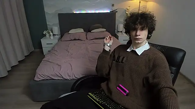 Edvard Blare online show from 12, 9, 2025