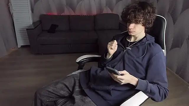 Edvard Blare online show from 5, 10, 2025