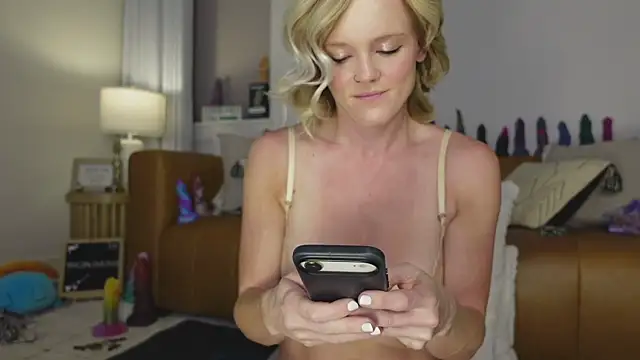 Taylorlove303 online show from 8, 11, 2025