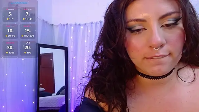 Snapshot of hannia_baileys chatting on 18, 7, 2026 hannia baileys online show from 18, 7, 2026