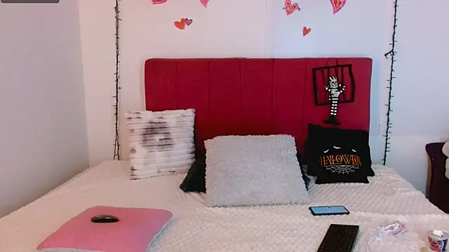 hannia baileys online show from 15, 10, 2025