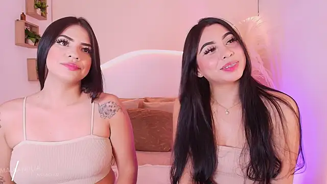 Snapshot of maia_lia_ chatting on 10, 9, 2025 maia lia online show from 10, 9, 2025