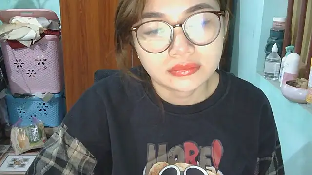 Uhem112 online show from 2, 11, 2025