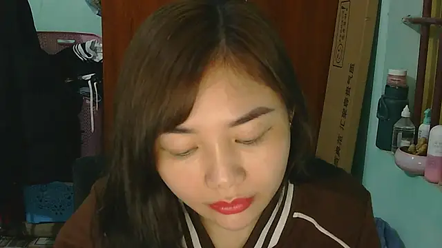 Uhem112 online show from 5, 12, 2025