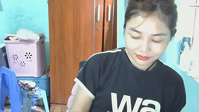 Uhem112 online show from 9, 10, 2025