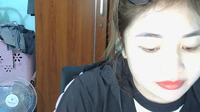 Uhem112 online show from 23, 10, 2025