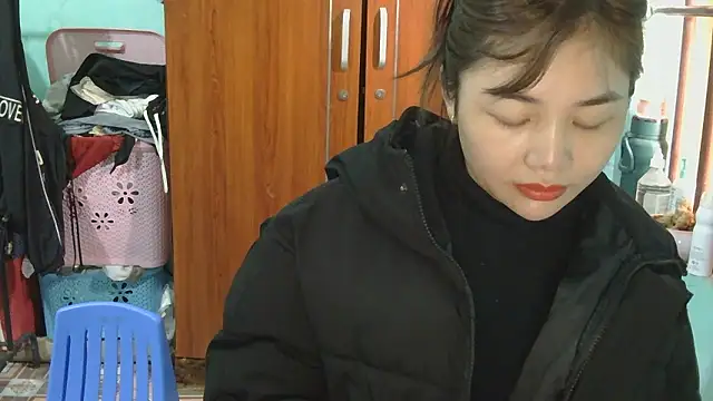 Uhem112 online show from 28, 11, 2025