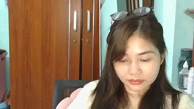 Uhem112 online show from 7, 10, 2025