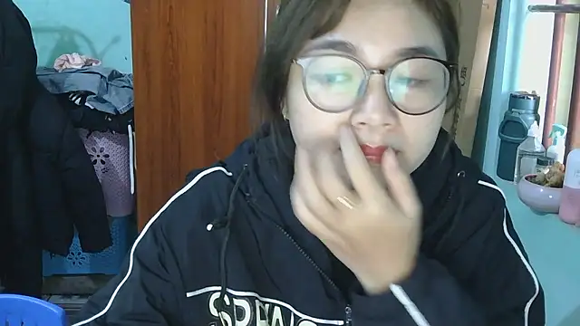 Uhem112 online show from 18, 12, 2025