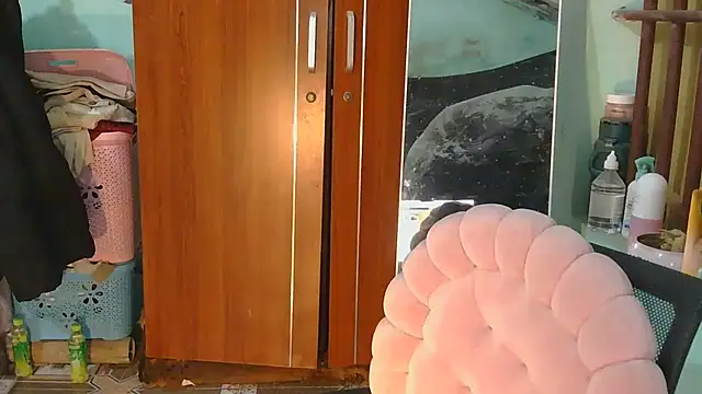 Uhem112 online show from 5, 11, 2025