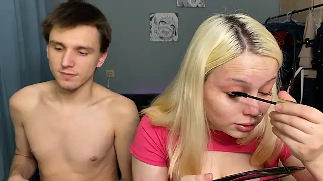 Mia Sakuraa online show from 25, 11, 2025